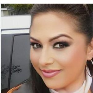 Meet your Posher, Araceli